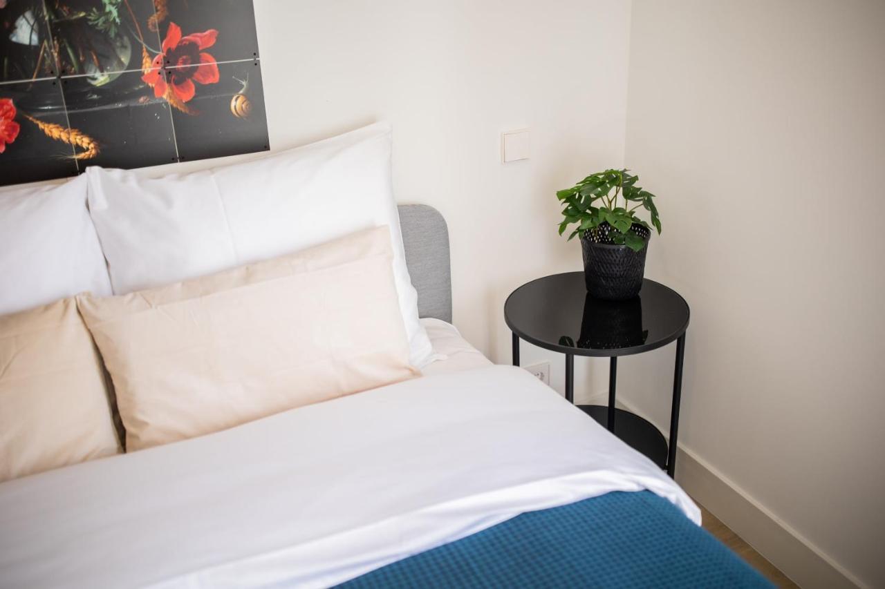 Happily 2 Bedroom Serviced Apartment 75M2 -Nb306H- Roterdão Exterior foto