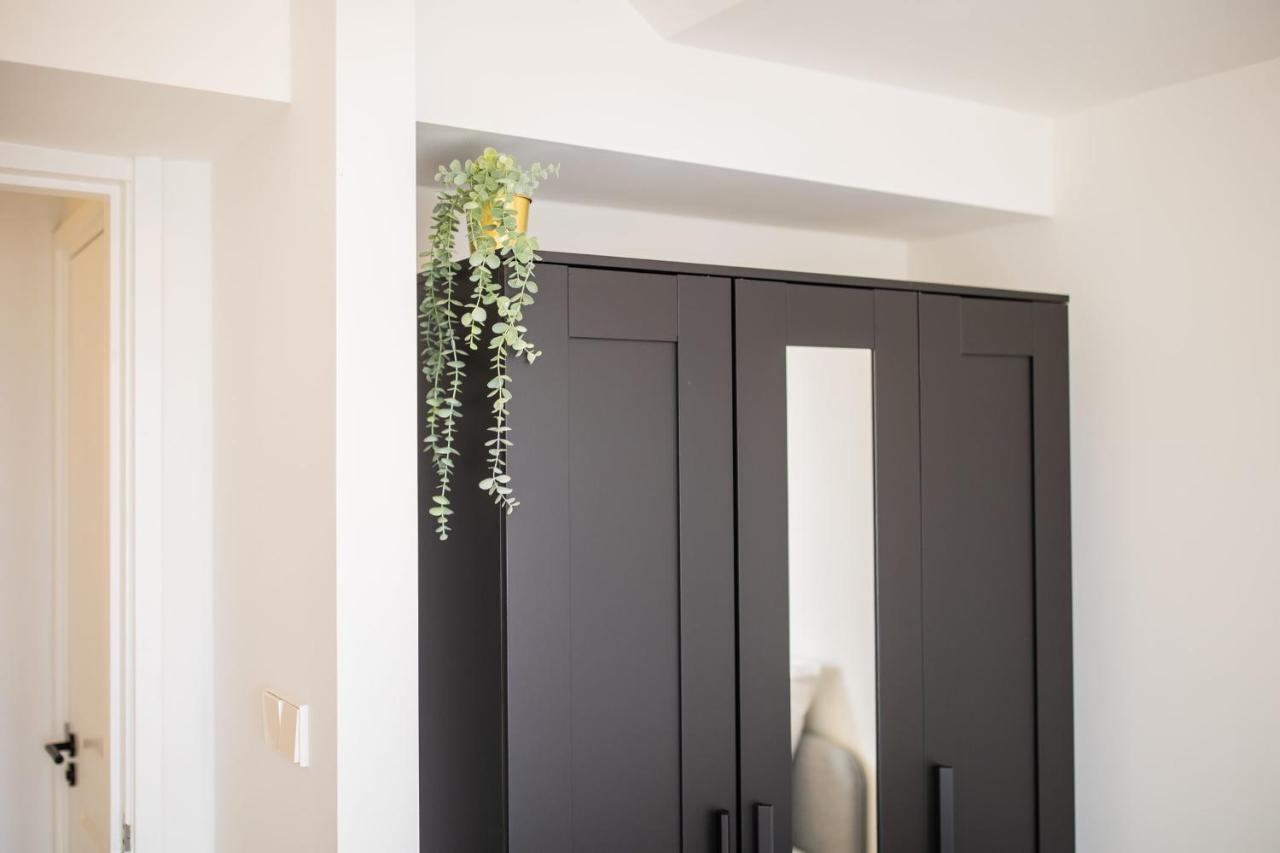 Happily 2 Bedroom Serviced Apartment 75M2 -Nb306H- Roterdão Exterior foto